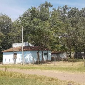 Terreno c/ casa en Villa Hayes